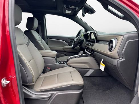 New 2026 Chevrolet Colorado ZR2 w/ Off-Road Front Bumper Package image 15