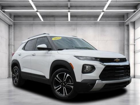 Used 2023 Chevrolet TrailBlazer LT image 1