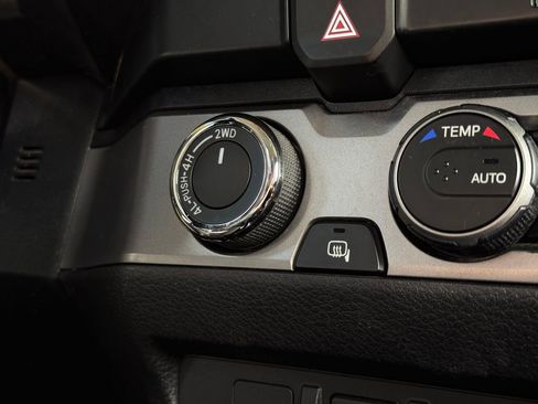 Certified 2023 Toyota Tacoma SR AWD/4WD image 32