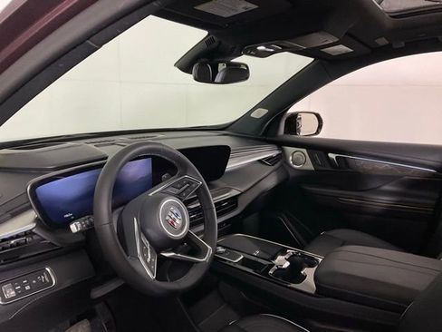 Used 2025 Buick Enclave Avenir w/ LPO, All-Weather Package image 22