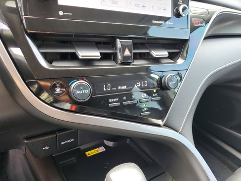 Used 2024 Toyota Camry XSE image 20