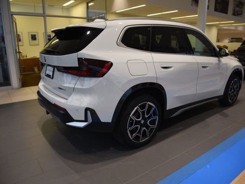 New 2026 BMW X1 xDrive28i w/ Technology Package image 3
