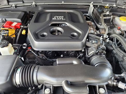 Certified 2021 Jeep Wrangler Sport image 20