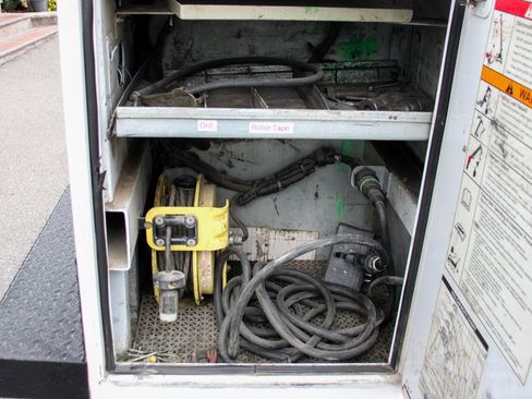 Used 2012 Ford F550 XL w/ Payload Upgrade Pkg image 13