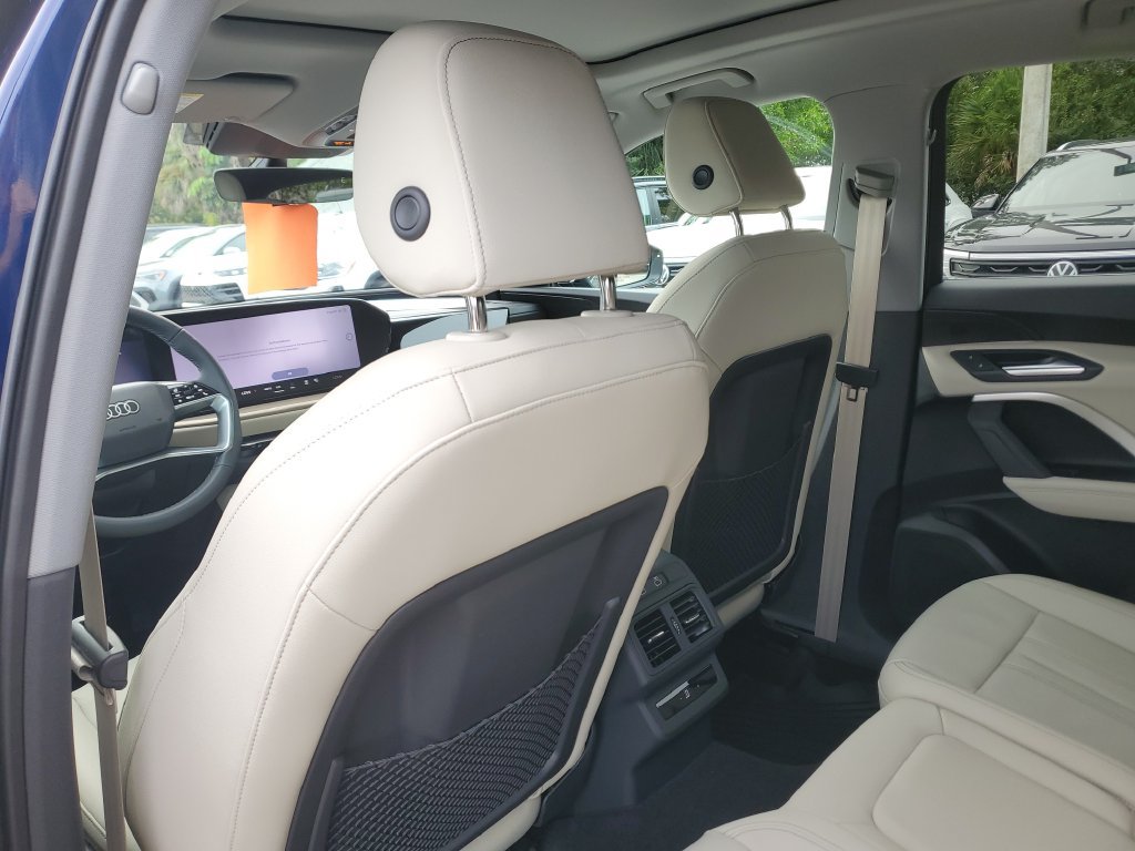 New 2026 Audi Q5 Premium AWD/4WD image 17