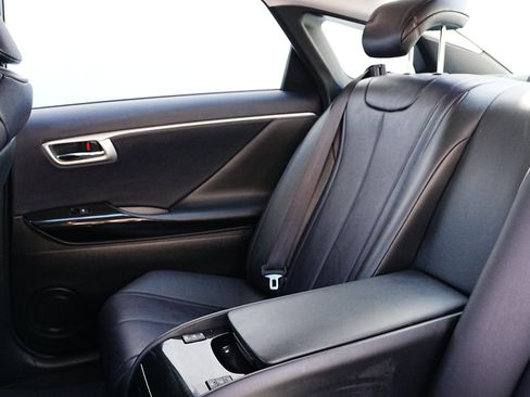 Used 2018 Toyota Mirai image 15