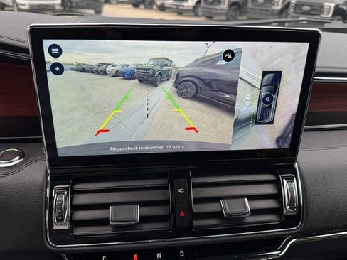 Used 2022 Lincoln Navigator Reserve w/ Monochromatic Package image 30