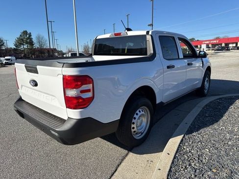 New 2025 Ford Maverick XL image 11