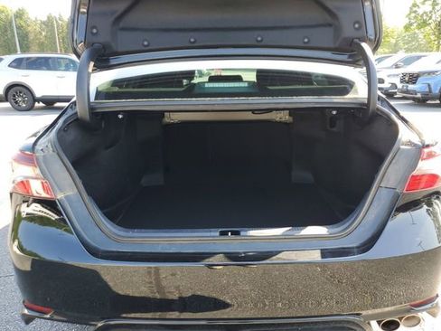 Used 2024 Toyota Camry SE FWD image 8