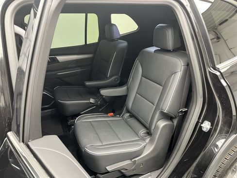 New 2026 Buick Enclave Preferred w/ Power Package image 11