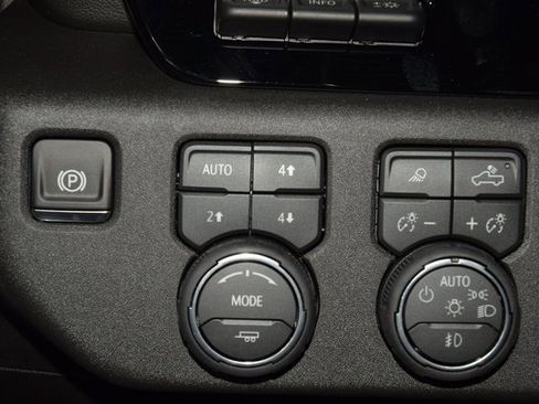 New 2026 Chevrolet Silverado 2500 High Country w/ Technology Package image 37