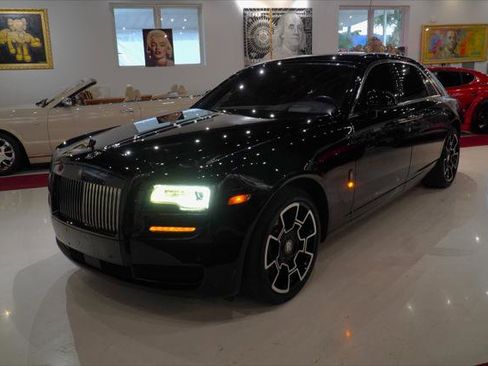 Used 2017 Rolls-Royce Ghost RWD image 3