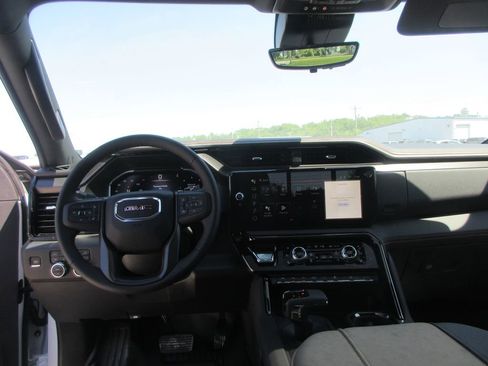 New 2026 GMC Sierra 1500 AT4 w/ AT4 Premium Package AWD/4WD image 17