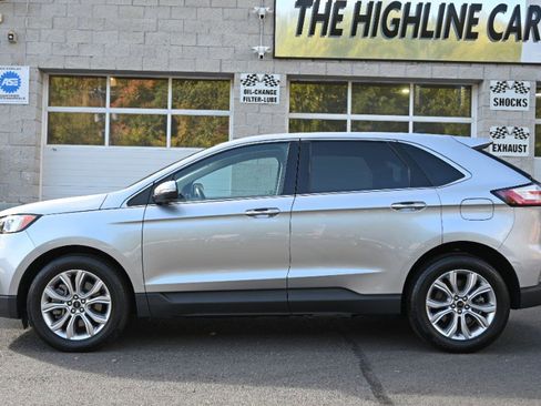 Used 2024 Ford Edge Titanium image 4