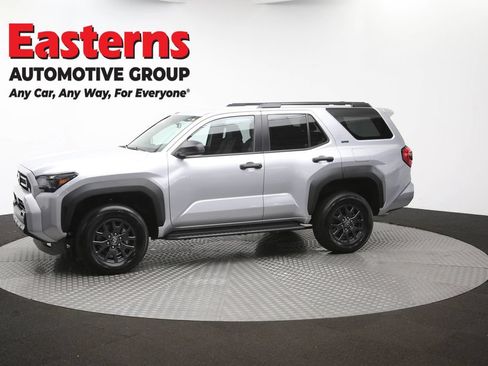 Used 2025 Toyota 4Runner SR5 AWD/4WD image 59