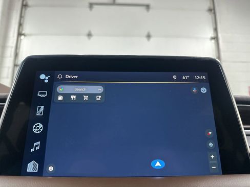 Used 2023 Chevrolet Suburban High Country image 28