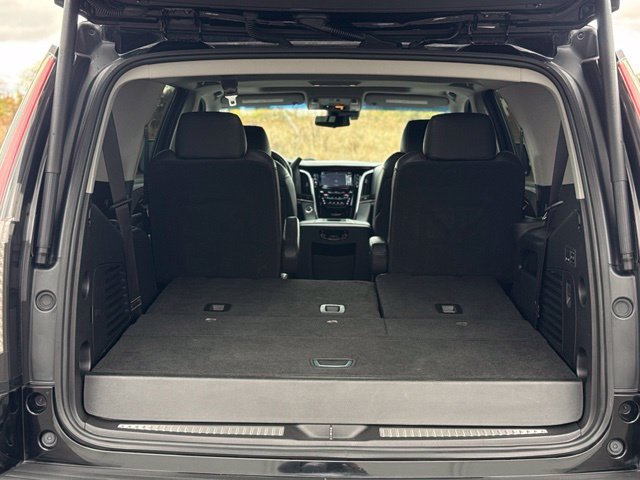 Used 2019 Cadillac Escalade Luxury AWD/4WD image 42