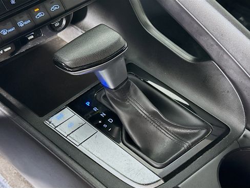 Used 2023 Hyundai Elantra SEL FWD image 20