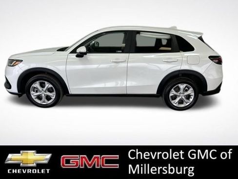 Used 2023 Honda HR-V LX image 5