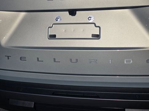 New 2027 Kia Telluride EX image 9