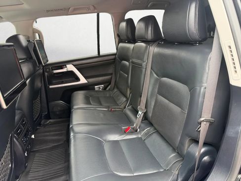 Used 2017 Toyota Land Cruiser AWD/4WD image 27