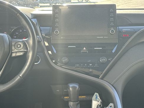 Used 2021 Toyota Camry XSE image 30