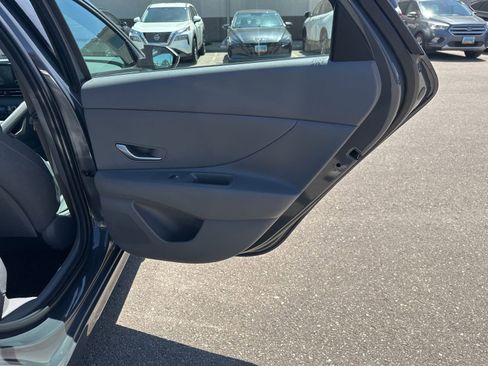 Used 2023 Hyundai Elantra Blue FWD image 25