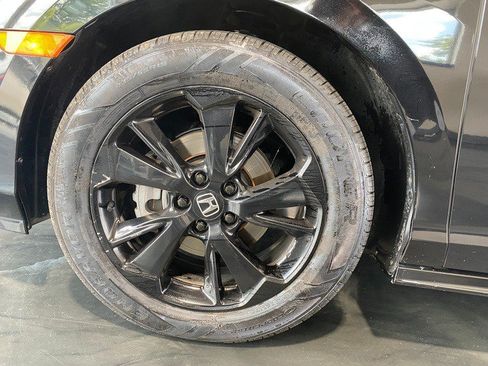 Used 2024 Honda Odyssey Sport image 12