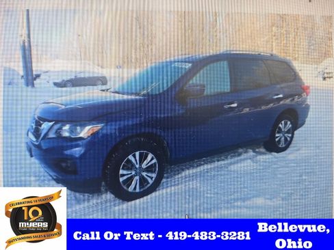 Used 2019 Nissan Pathfinder S image 1