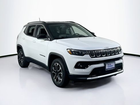 Used 2022 Jeep Compass Limited AWD/4WD image 3