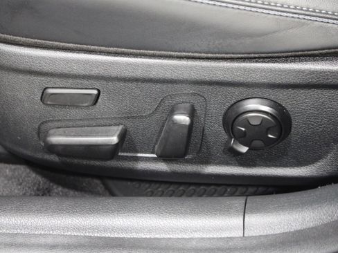 Used 2022 Kia Stinger GT2 image 6