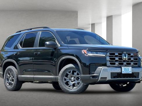 New 2026 Honda Pilot TrailSport image 1