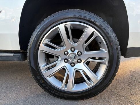 Used 2015 Cadillac Escalade Premium AWD/4WD image 34