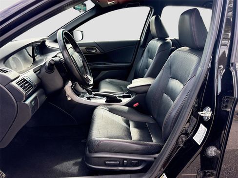 Used 2017 Honda Accord Sport Special Edition image 20