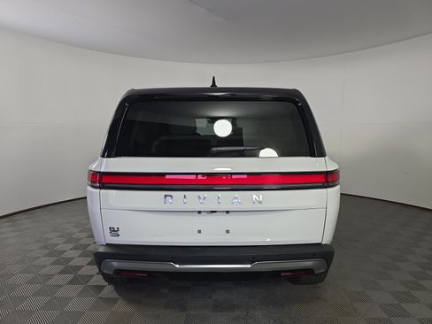 Used 2024 Rivian R1S Adventure AWD/4WD image 4