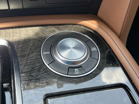 Used 2022 INFINITI QX80 Sensory w/ Cargo Package RWD image 22