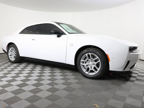 New 2025 Dodge Charger R/T w/ Sun & Sound Package image 3