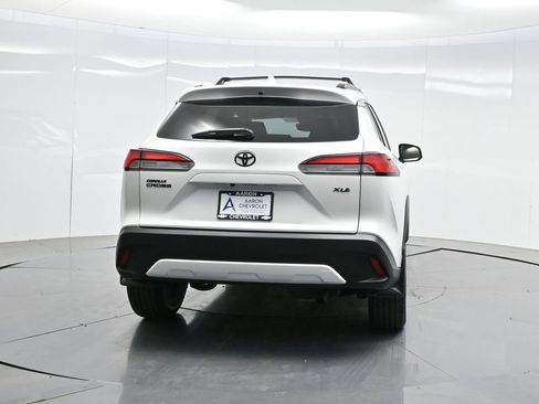 Used 2023 Toyota Corolla Cross XLE w/ Convenience Package FWD image 45