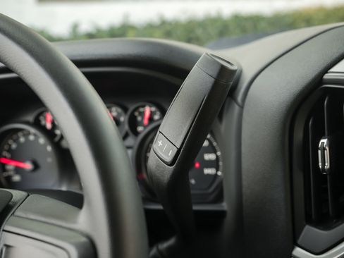 New 2026 Chevrolet Silverado 1500 Custom Trail Boss w/ LPO, Dark Essentials Package image 25