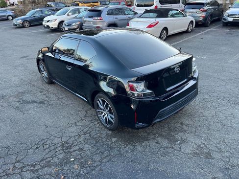 Used 2015 Scion tC image 5