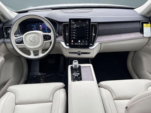New 2026 Volvo XC90 T8 Ultra w/ Protection Package image 16
