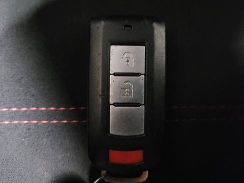 Used 2022 Mitsubishi Outlander Sport SE image 32