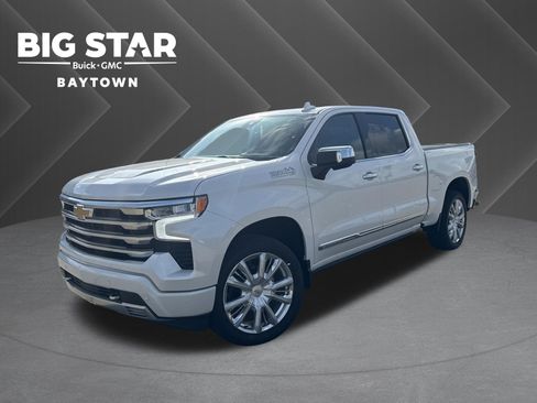 Used 2024 Chevrolet Silverado 1500 High Country w/ Technology Package AWD/4WD image 1