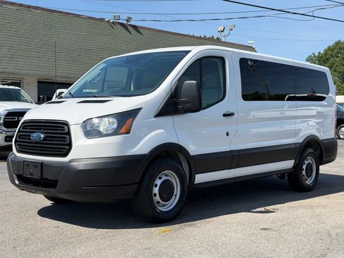 Used 2019 Ford Transit 150 XL RWD image 8