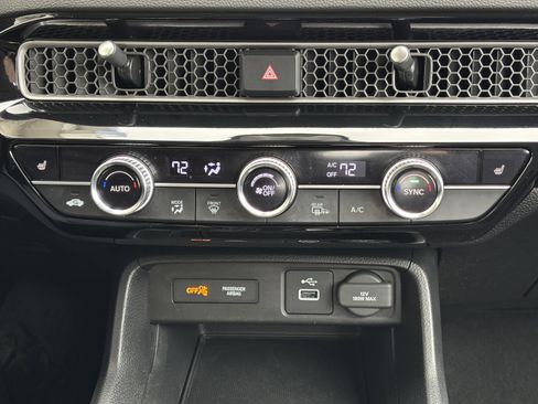 Certified 2024 Honda Civic EX image 20