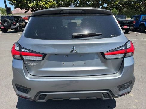 Used 2024 Mitsubishi Outlander Sport SE AWD/4WD image 4