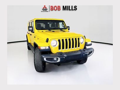 Used 2019 Jeep Wrangler Unlimited Sahara w/ Uconnect 4C Nav & Sound Group
