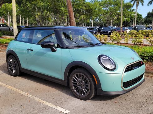 Used 2026 MINI Cooper S FWD image 1