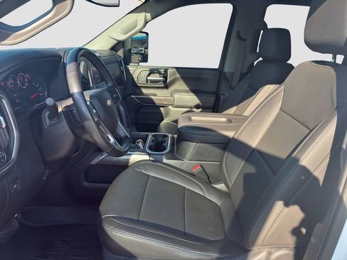 Used 2020 Chevrolet Silverado 2500 LTZ w/ LTZ Plus Package RWD image 12