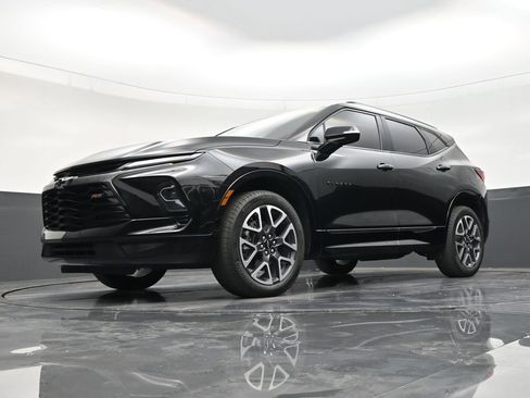 Used 2023 Chevrolet Blazer RS w/ Enhanced Convenience Package FWD image 20